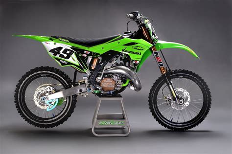 Owners manual for a 2005 kx 125. - Manual for spicer clark hurth transmission.